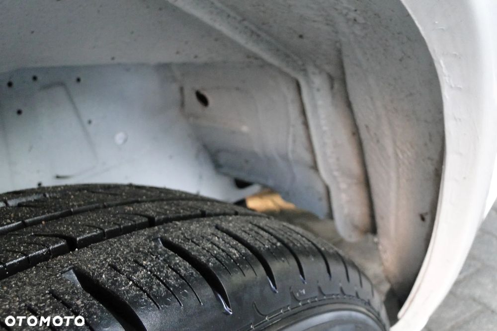 Mercedes-Benz Sprinter - 28