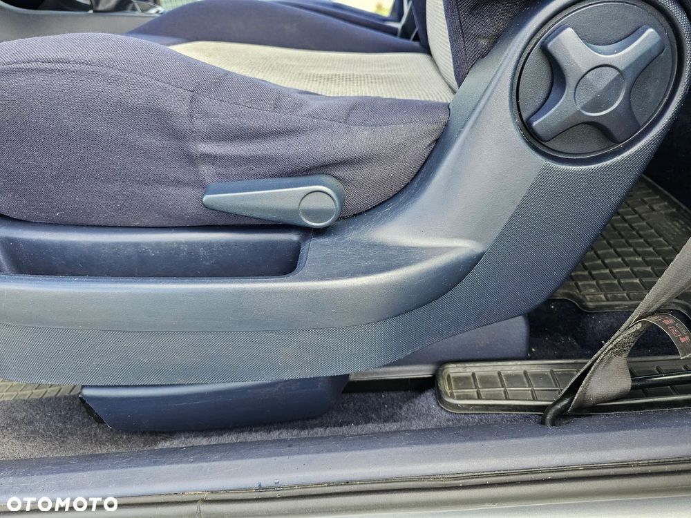 Peugeot 1007 75 Filou - 22