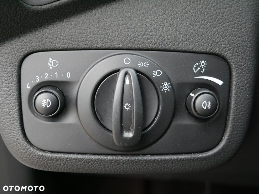 Ford Kuga - 19