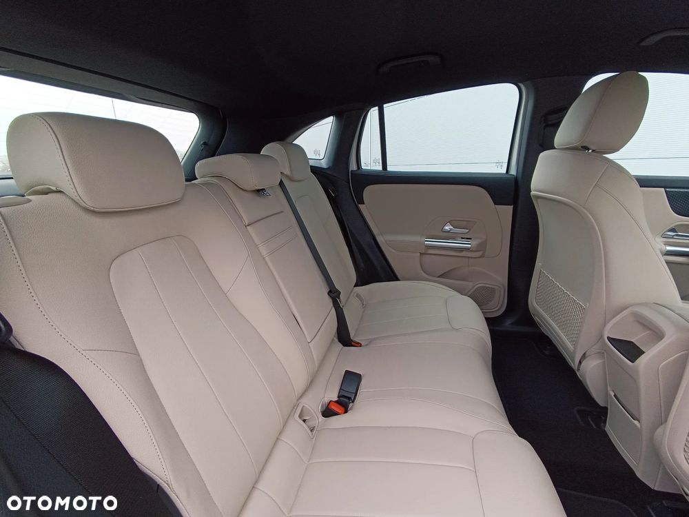 Mercedes-Benz EQA 250+ 70.5kWh Progressive - 6