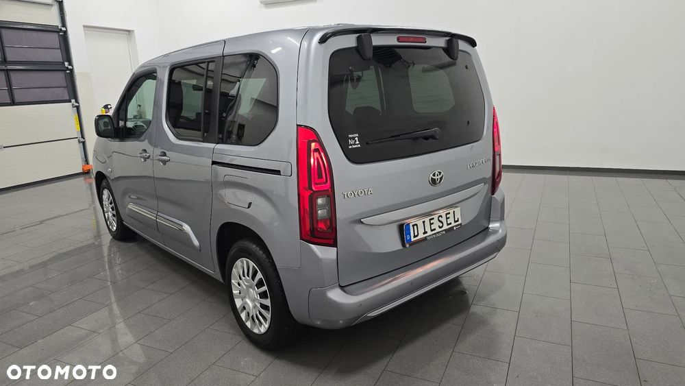 Toyota Proace City Verso 1.5 D-4D Family - 4