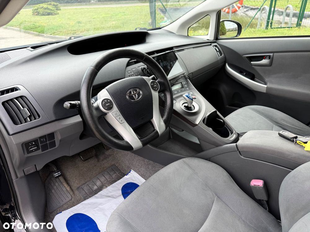 Toyota Prius - 11