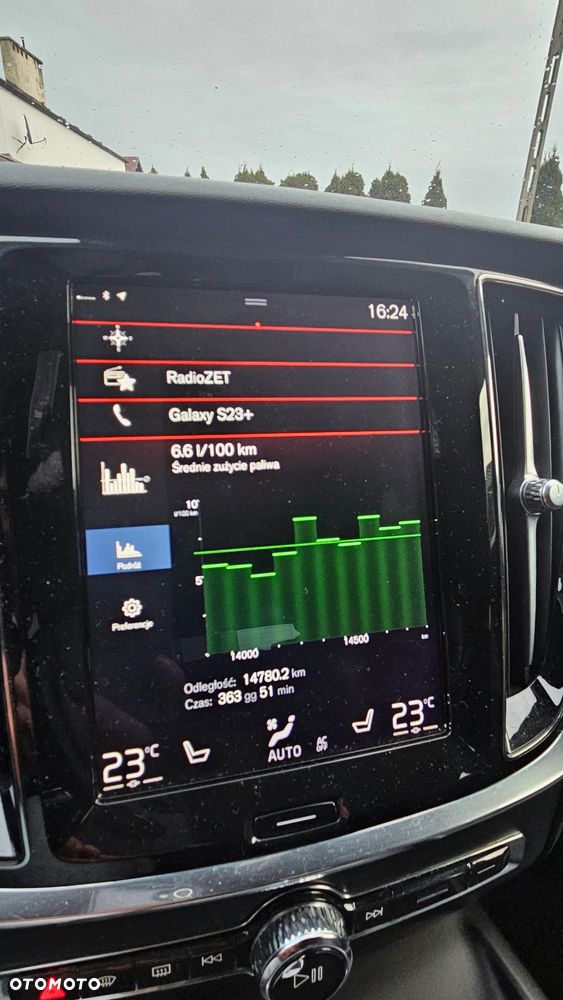 Volvo V60 D3 Momentum Pro - 26