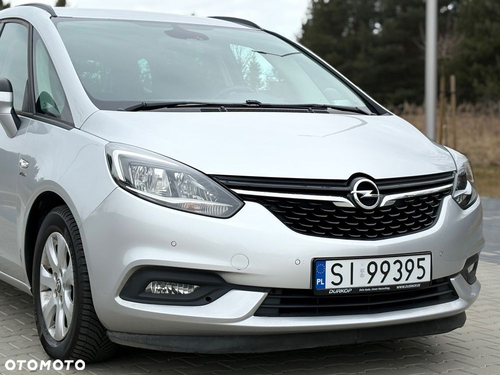 Opel Zafira - 13