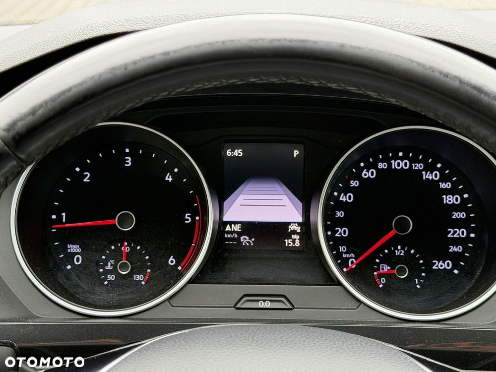 Volkswagen Tiguan 2.0 TDI SCR DSG IQ.DRIVE - 12