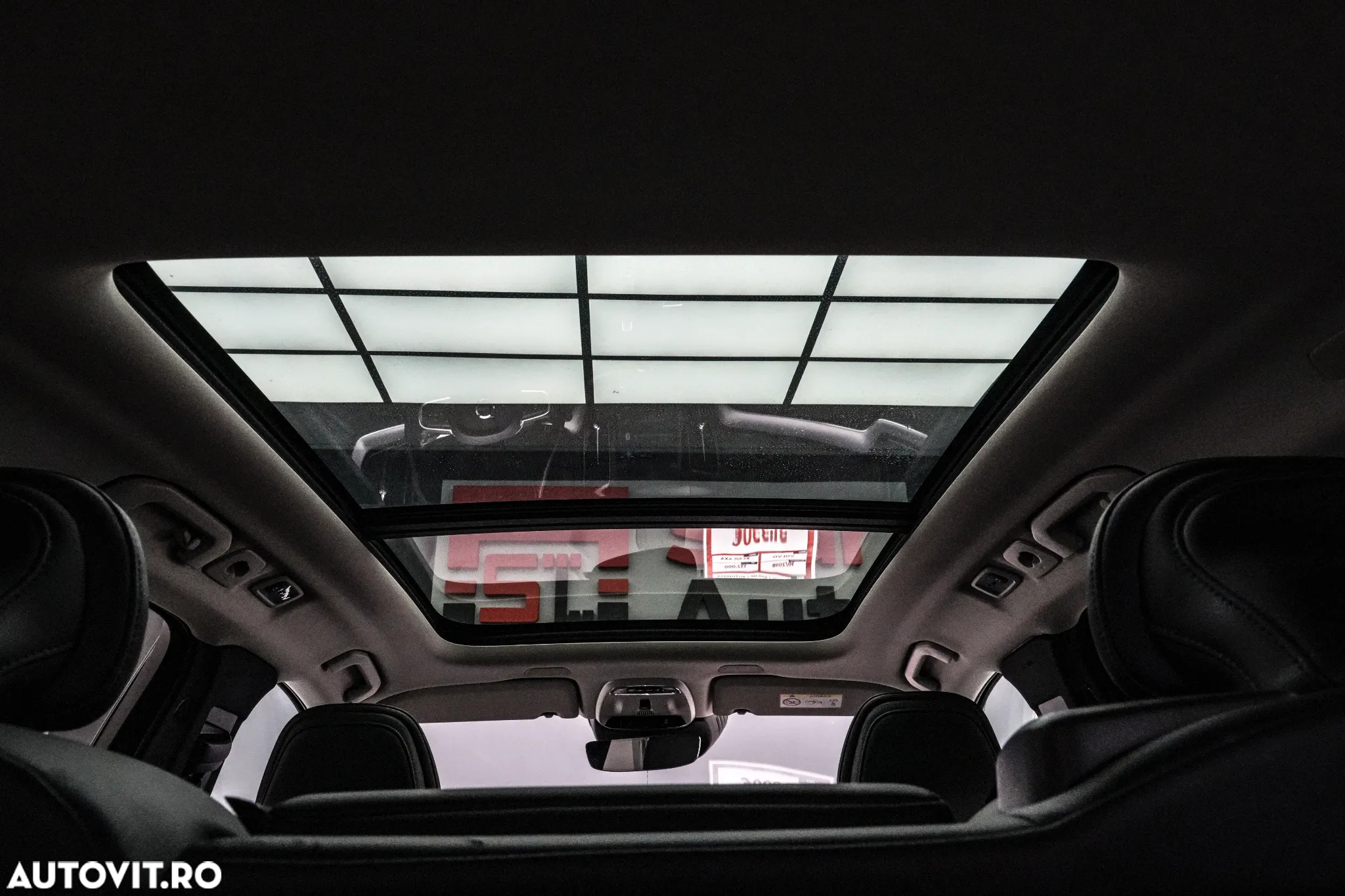 Volvo XC 60 T8 Twin Engine AWD Momentum Pro - 8