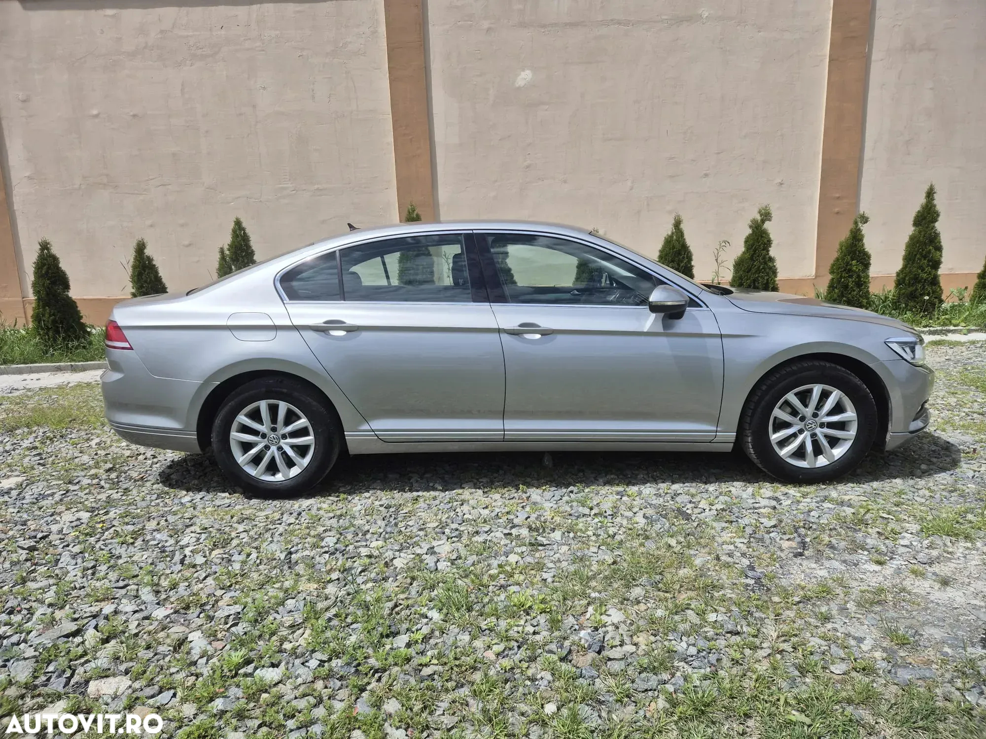 Volkswagen Passat 1.6 TDI (BlueMotion Technology) Comfortline - 2