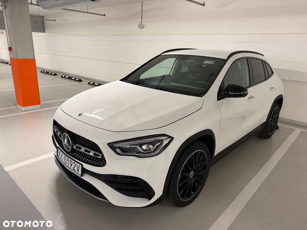 Mercedes-Benz GLA 250 AMG Line - 11