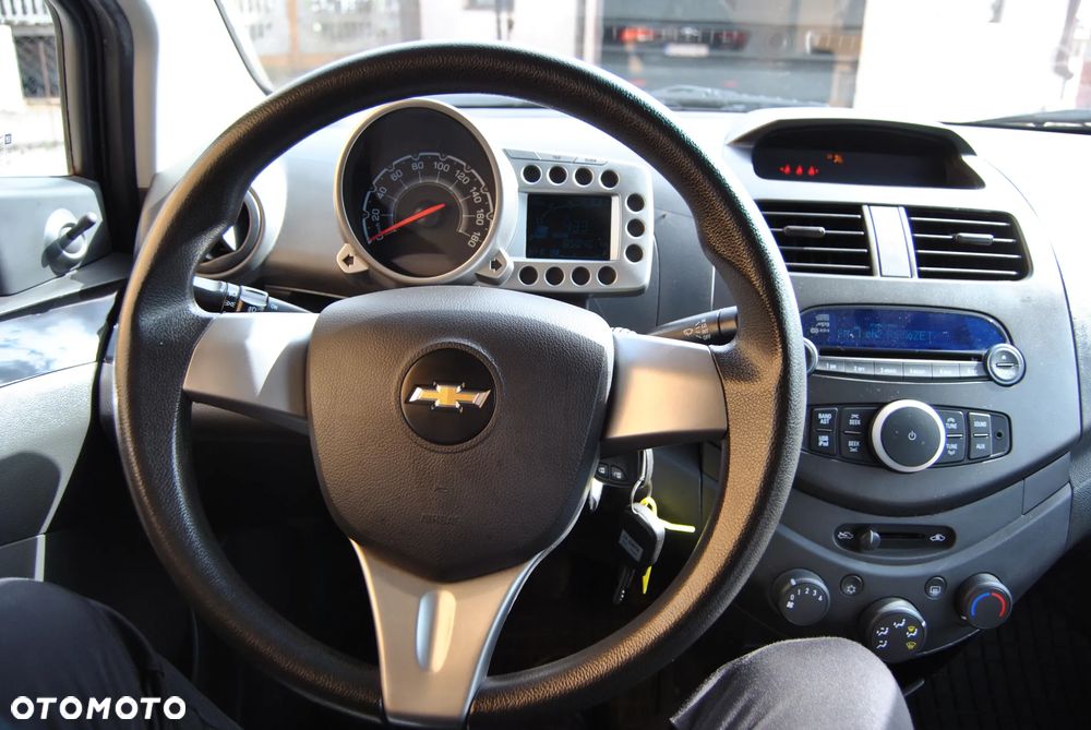 Chevrolet Spark 1.0 LS+ Design - 7