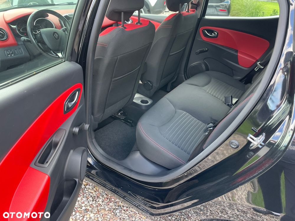 Renault Clio Limited - 16