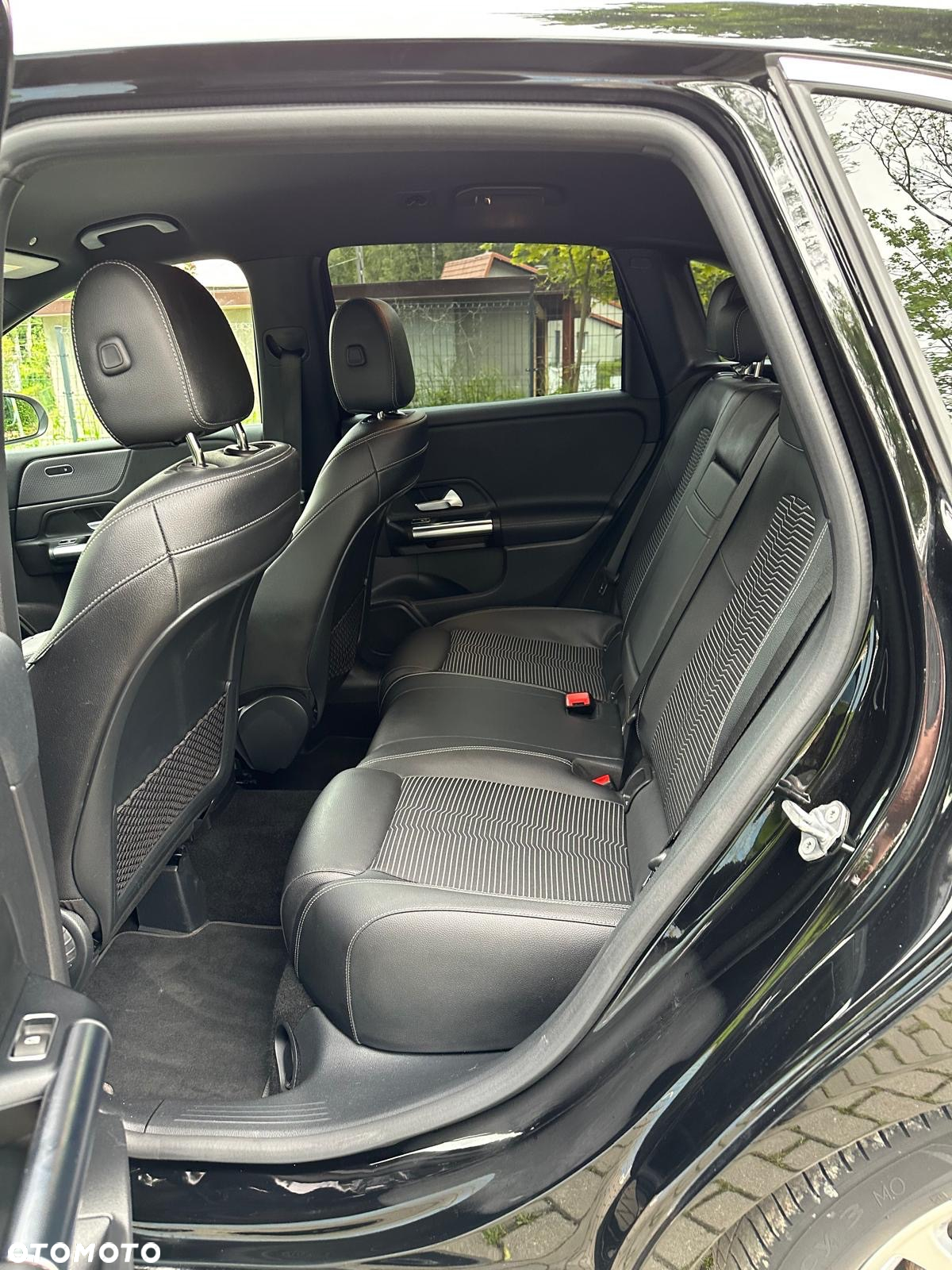 Mercedes-Benz Klasa B 200 d 8G-DCT - 14