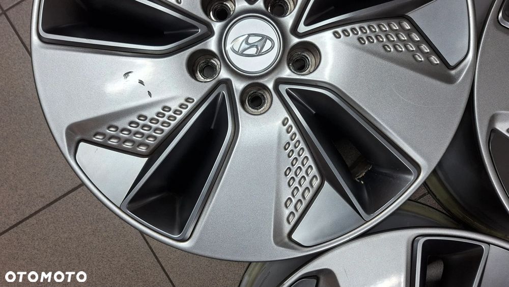 Felgi Aluminiowe 17 Hyundai Kona 5x114.3 ET 50 - 12