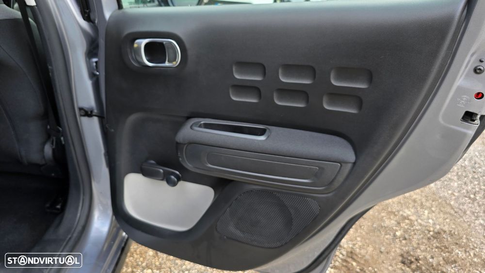 Citroën C3 1.2 PureTech Shine - 51