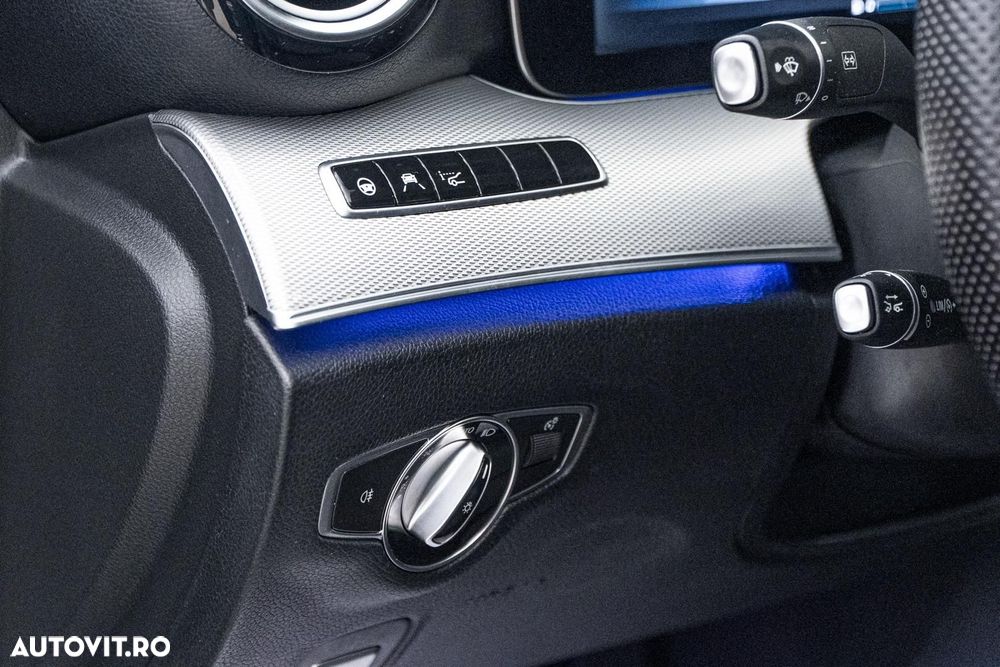 Mercedes-Benz E 220 d 9G-TRONIC Avantgarde - 40