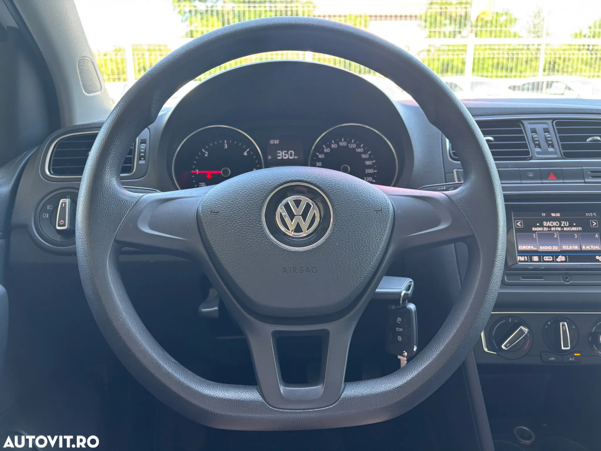 Volkswagen Polo 1.4 TDI CR Comfortline - 15