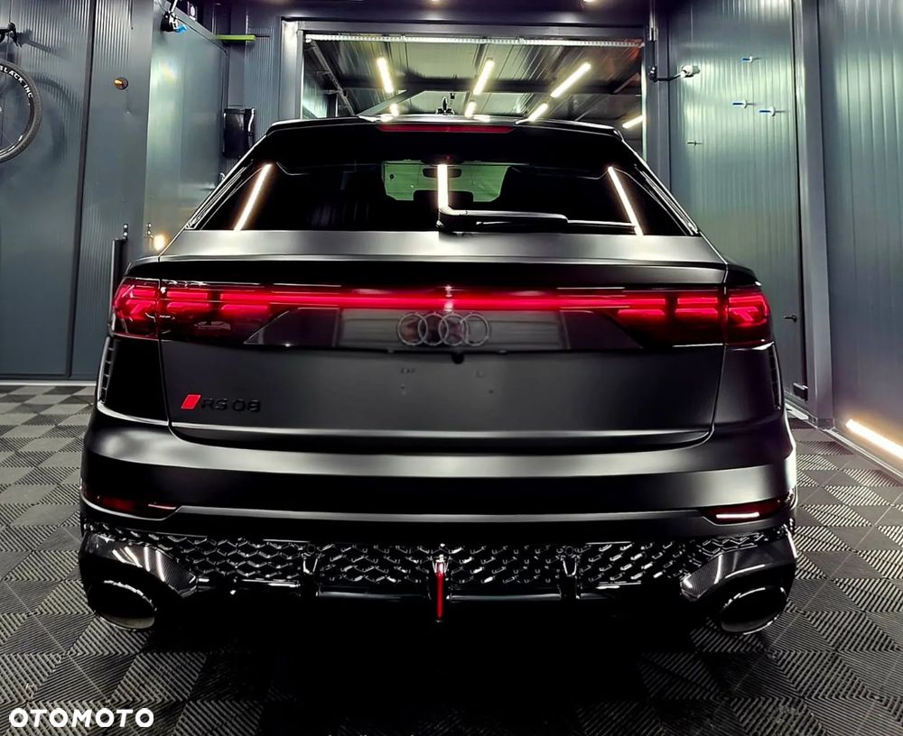 Audi RS Q8 - 2