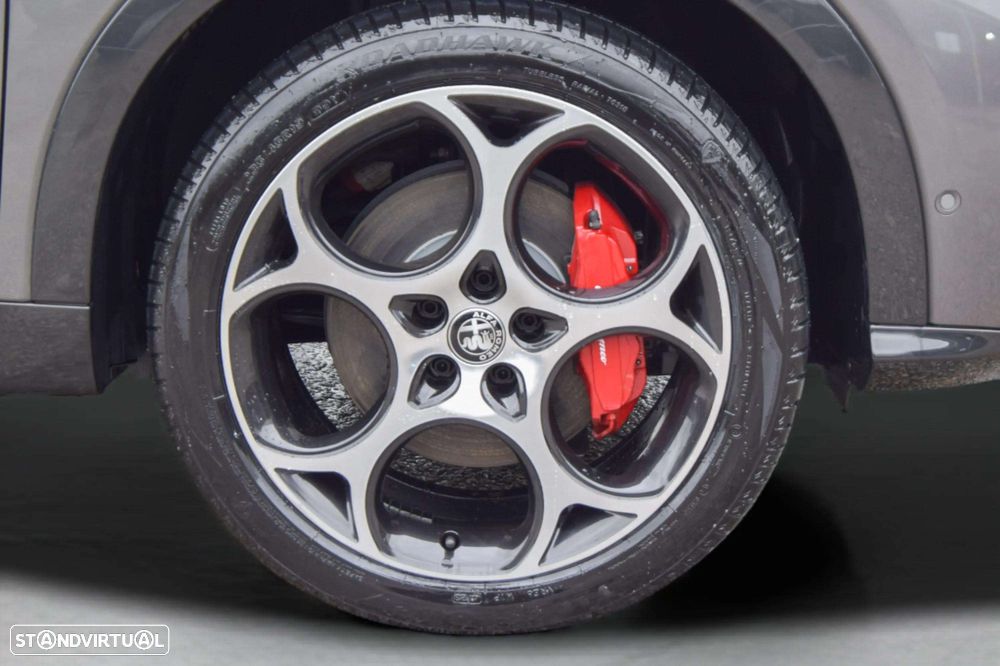 Alfa Romeo Tonale 1.3 Plug-In Hybrid Veloce e-AWD - 13