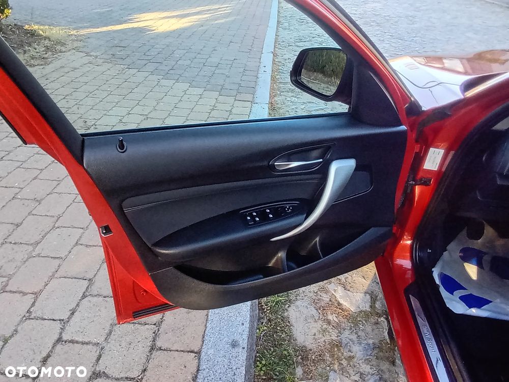 BMW Seria 1 118d DPF Edition Sport - 32