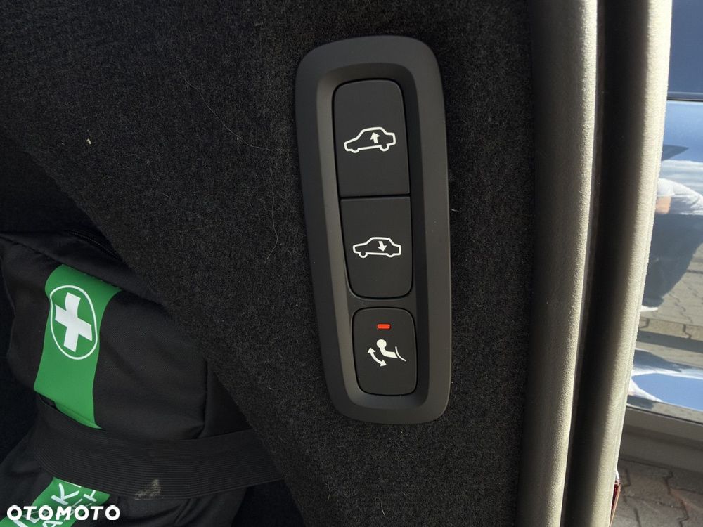 Volvo XC 90 - 34