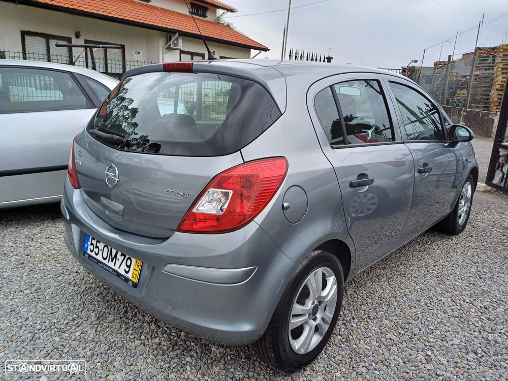 Opel Corsa 1.3 CDTi Cosmo - 3