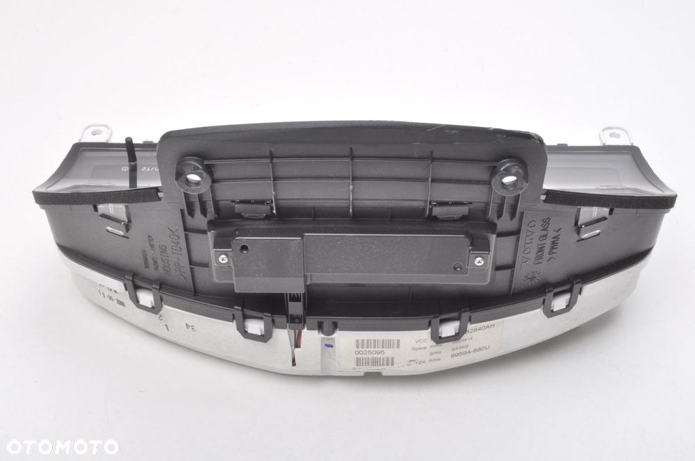 VOLVO S80 II V70 III 4.4 V8 AWD 316KM LICZNIK ZEGARY 30682840AH USA - 6
