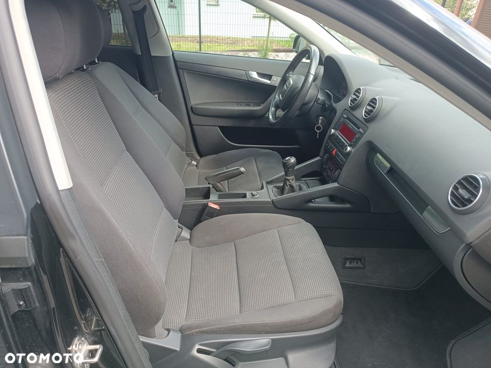 Audi A3 Sportback 1.6 Attraction - 20
