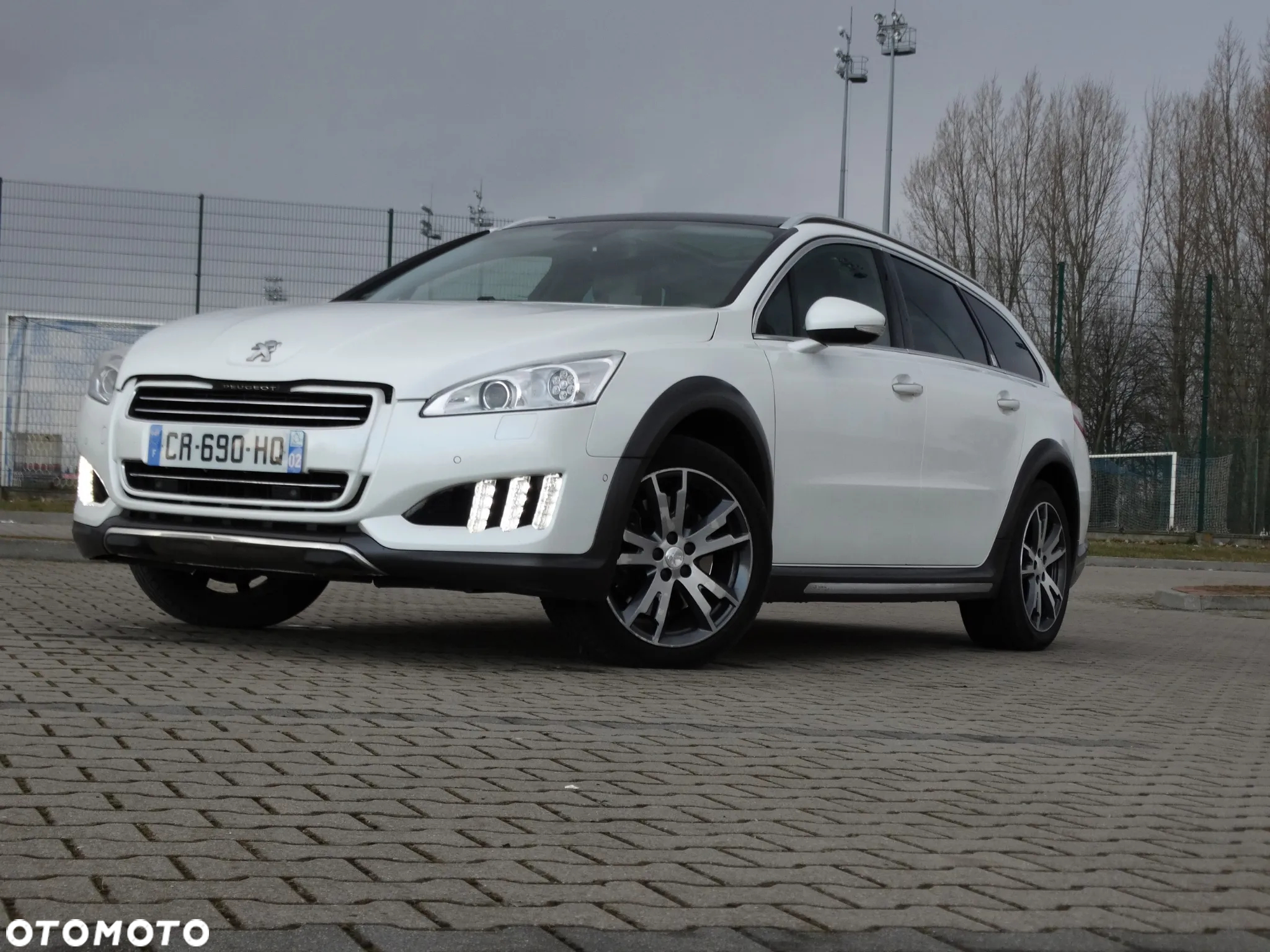Peugeot 508 RXH 2.0 HDi HYbrid4 - 2
