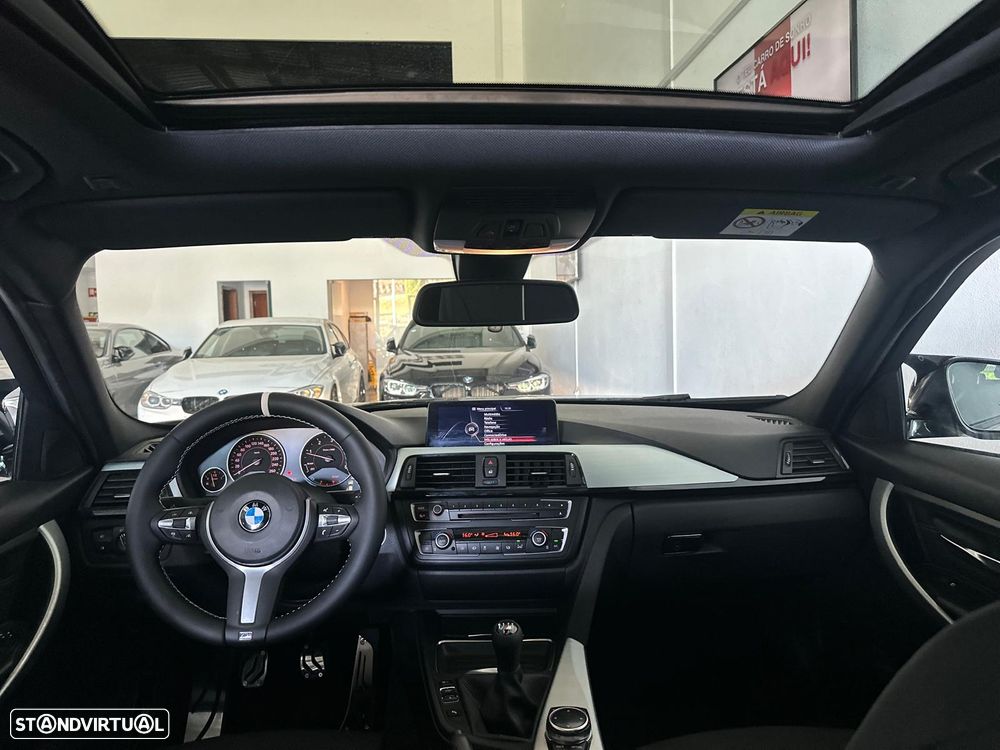 BMW 320 d Pack M - 11
