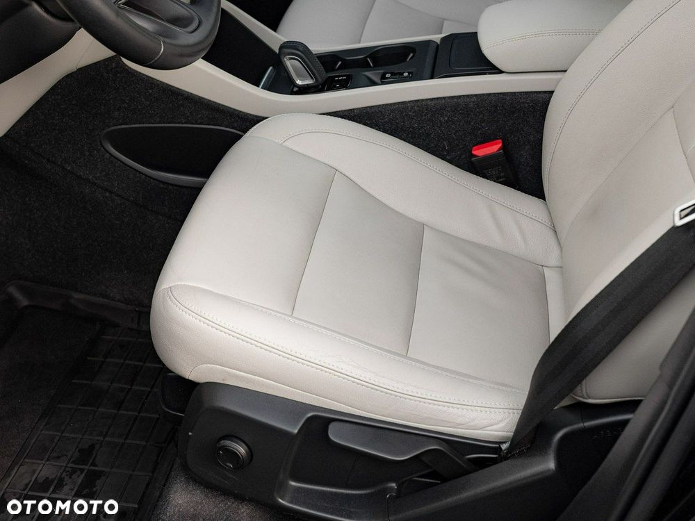 Volvo XC 40 - 14