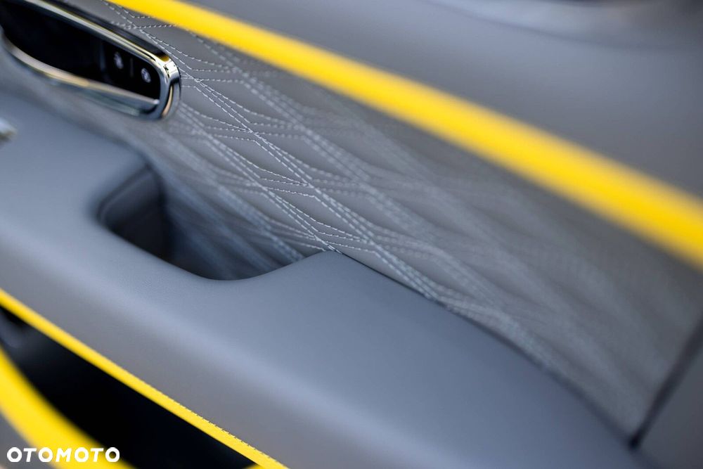 Bentley Bentayga - 16