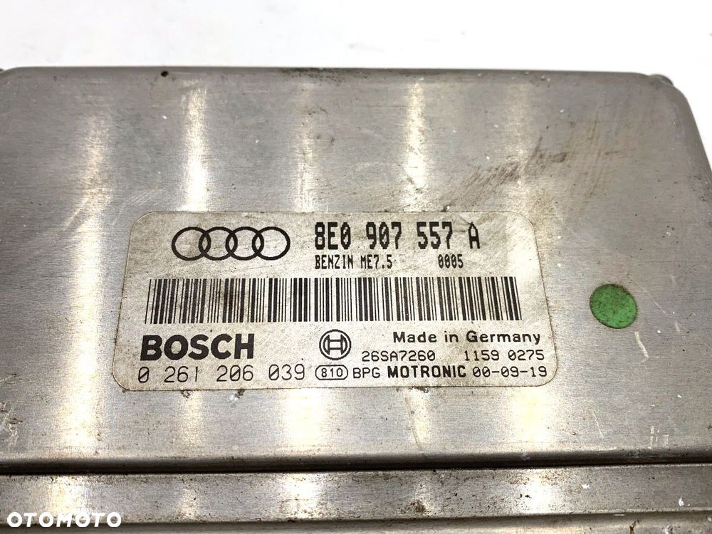 KOMPUTER SILNIKA  AUDI A4 B6 (8E2) 2000 - 2005 2.0 96 kW [130 KM] benzyna 2000 - 2004 0261206039 - 4