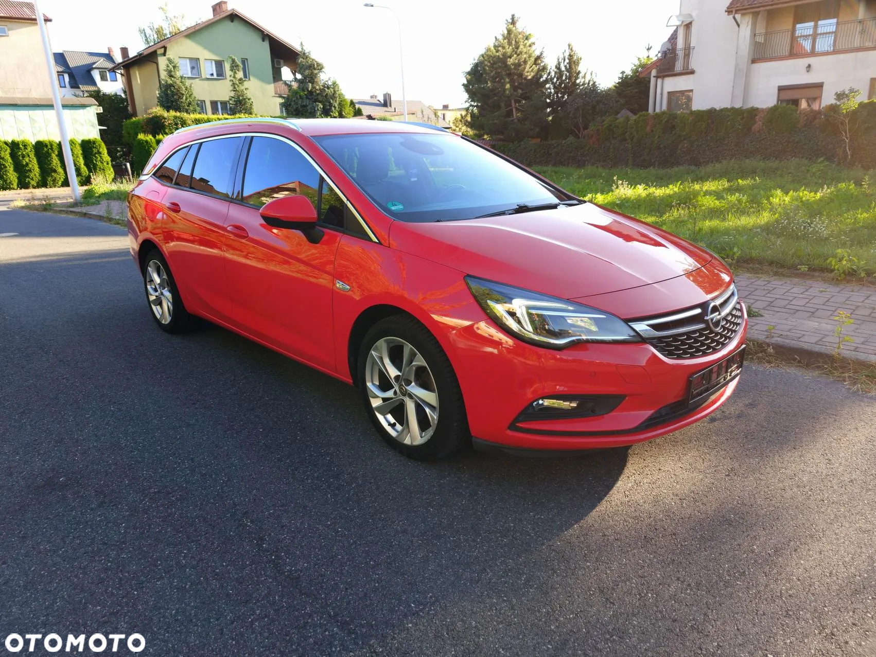 Opel Astra IV 1.6 CDTI Cosmo - 2