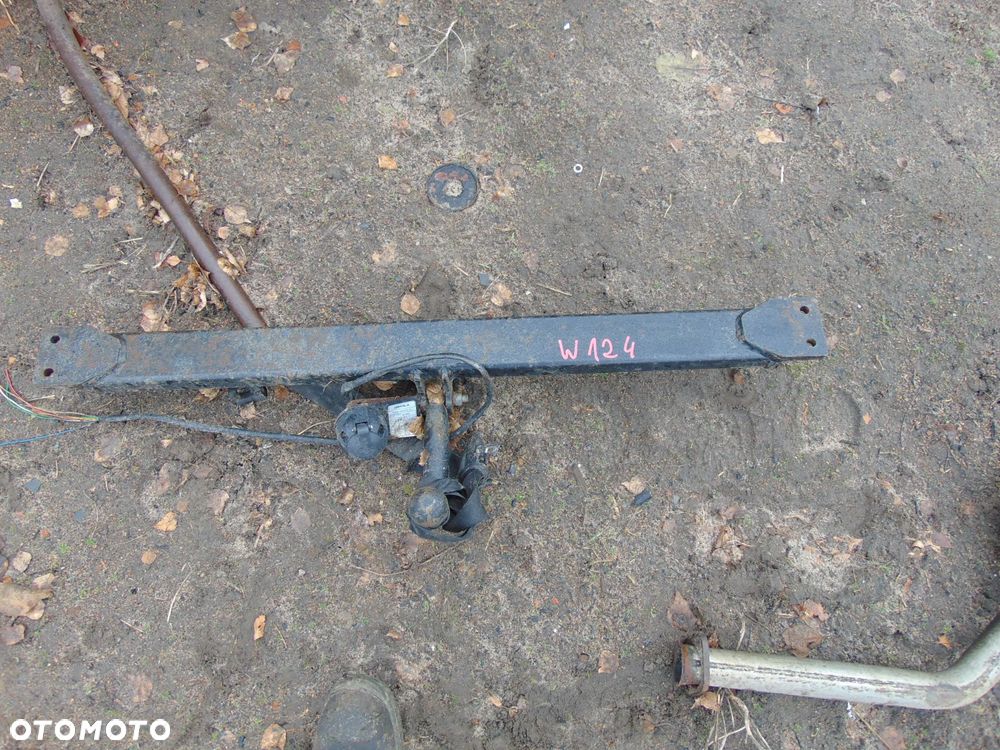 Hak holowniczy mercedes w124 - 1