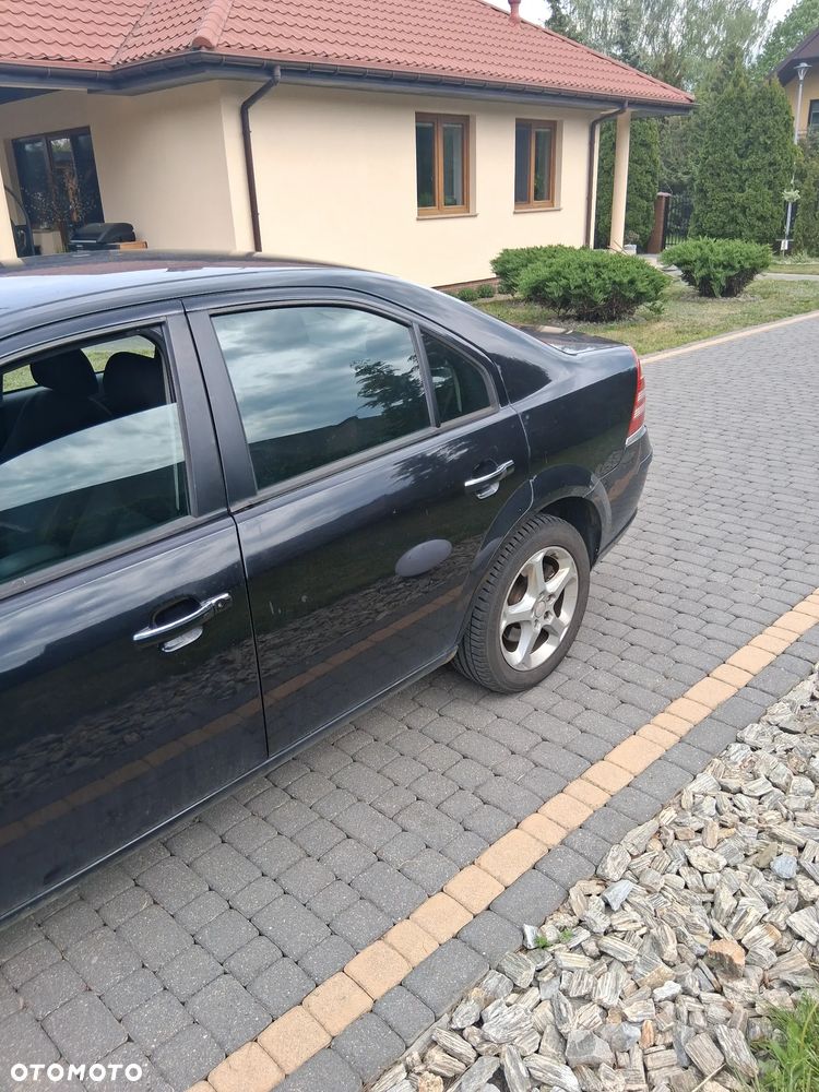 Ford Mondeo - 4