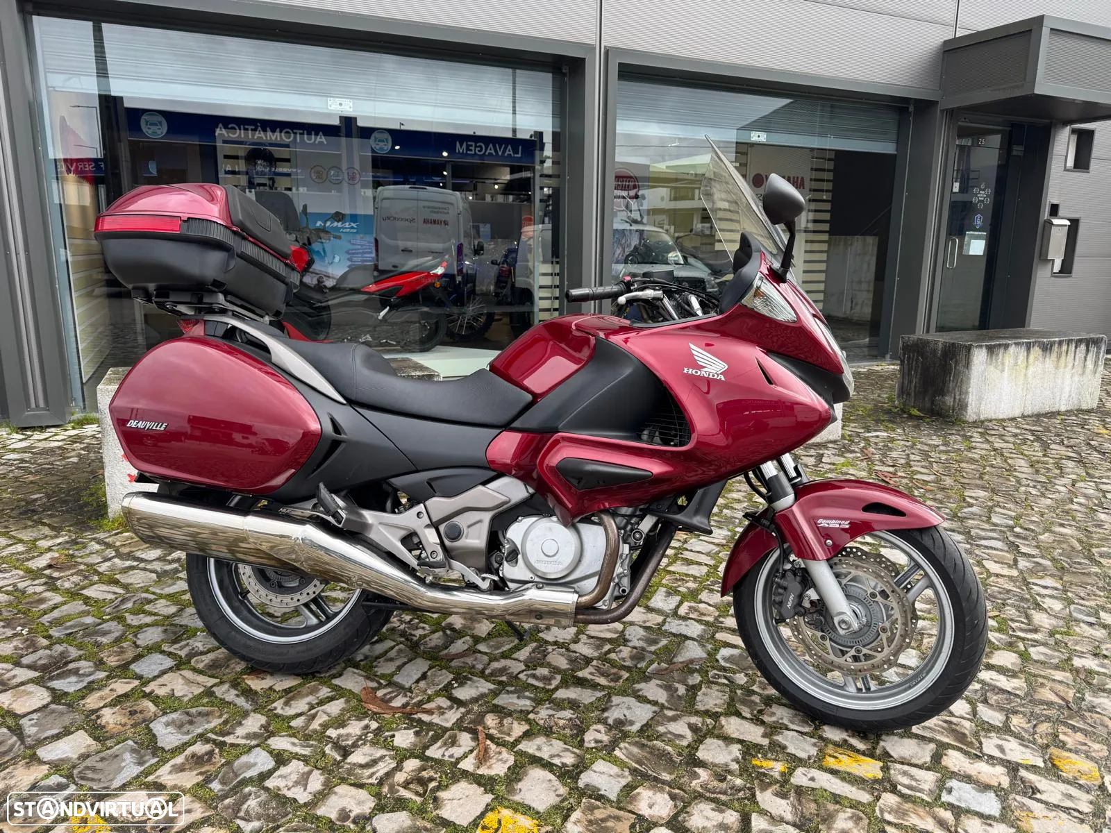 Honda Deauville NT700VA - 3