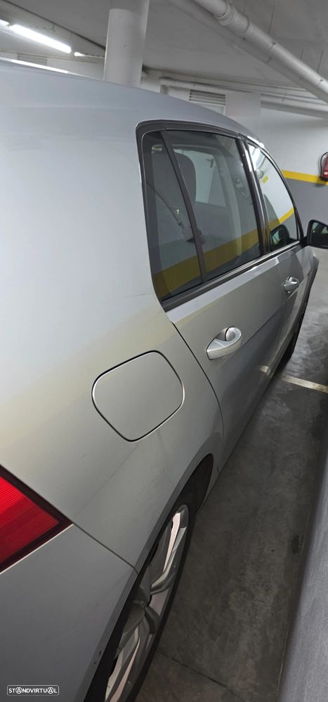 VW Golf 1.6 TDi Highline - 11