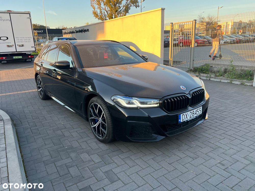 BMW Seria 5 540d xDrive mHEV M Sport sport - 2