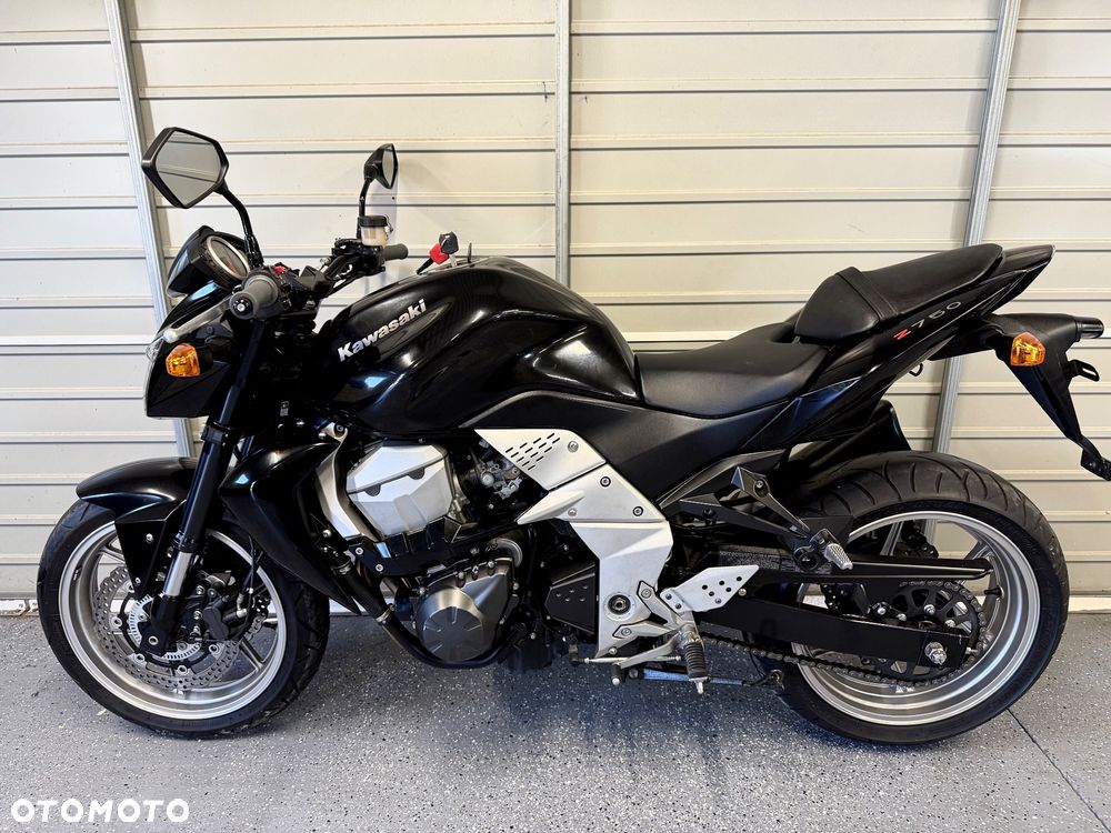 Kawasaki Z - 12