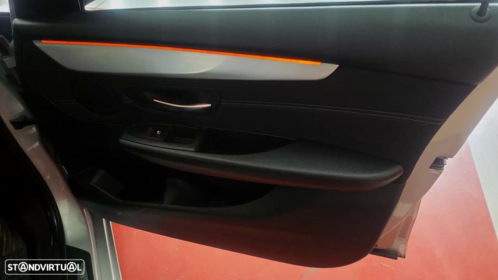 BMW 216 Active Tourer d Line Sport - 43
