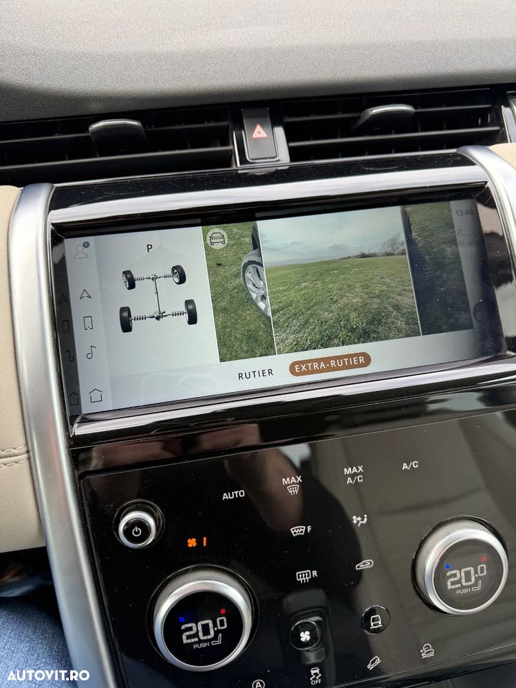 Land Rover Discovery Sport 2.0 P200 MHEV SE - 17