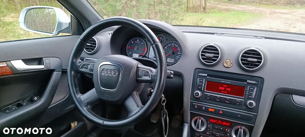 Audi A3 Sportback 2.0 TDI Ambiente - 6
