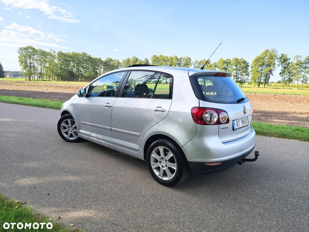 Volkswagen Golf Plus 1.6 Goal - 18