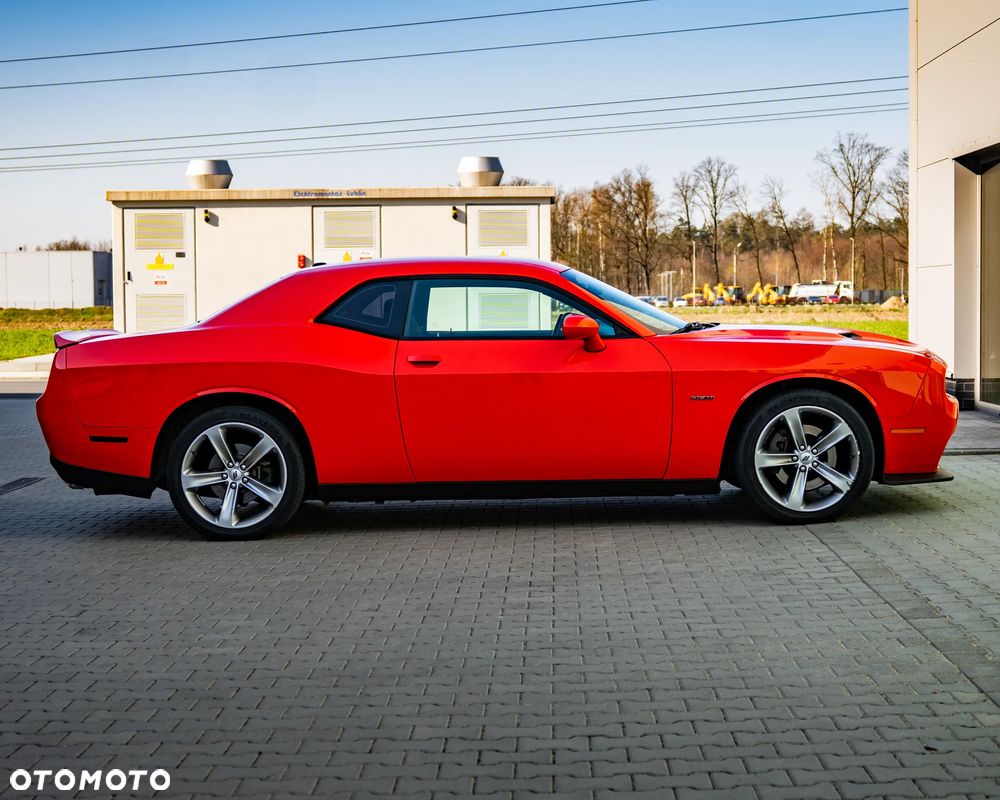 Dodge Challenger 5.7 R/T - 2