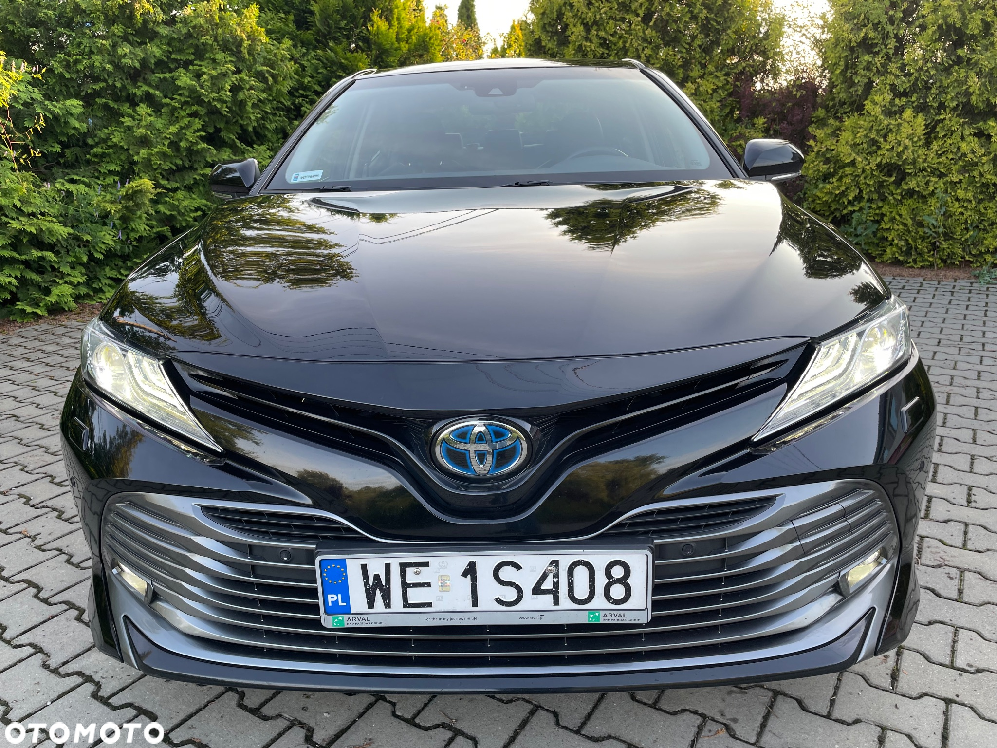 Toyota Camry 2.5 Hybrid Executive CVT - 8