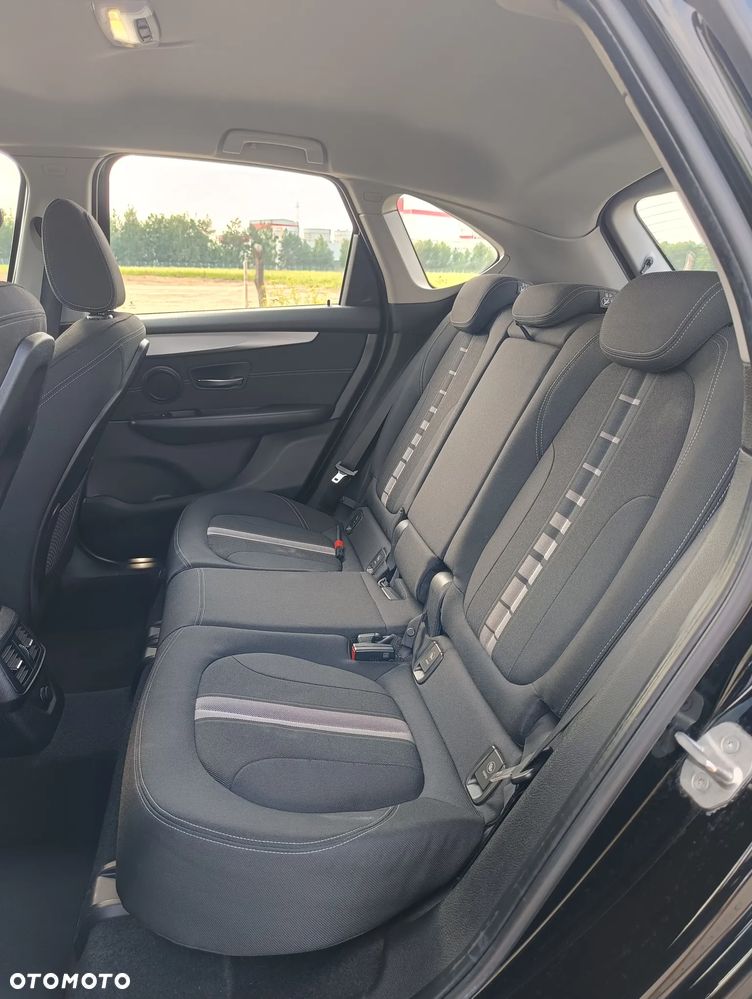 BMW Seria 2 218d Advantage - 14