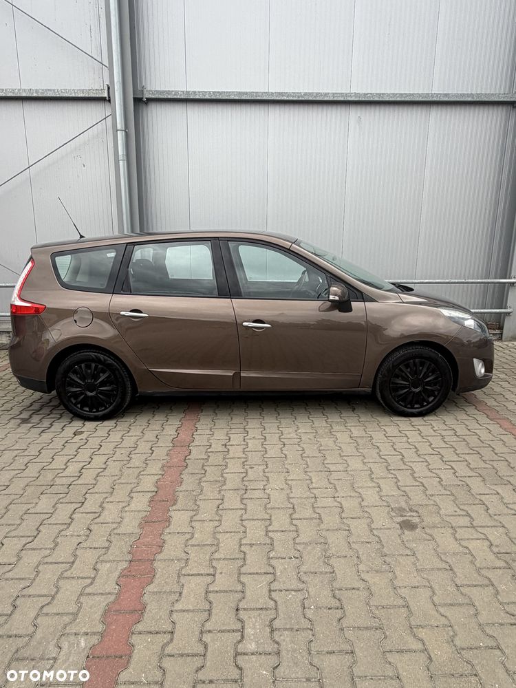 Renault Grand Scenic - 4