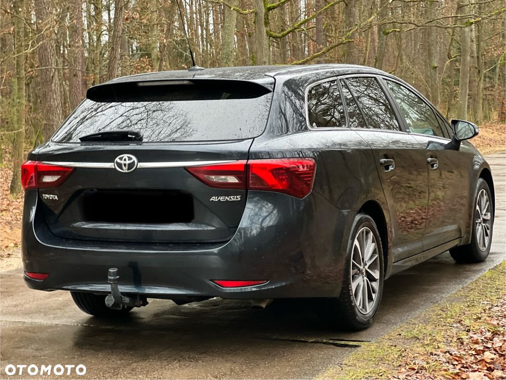 Toyota Avensis - 7