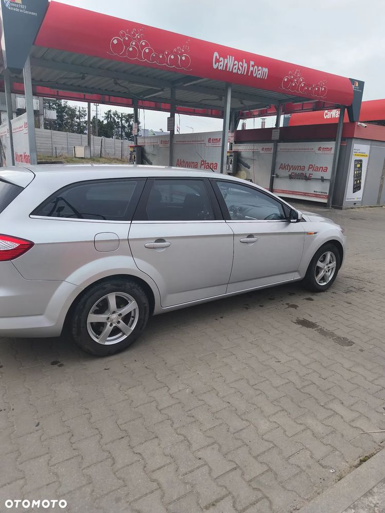 Ford Mondeo 2.0 TDCi Ambiente - 5