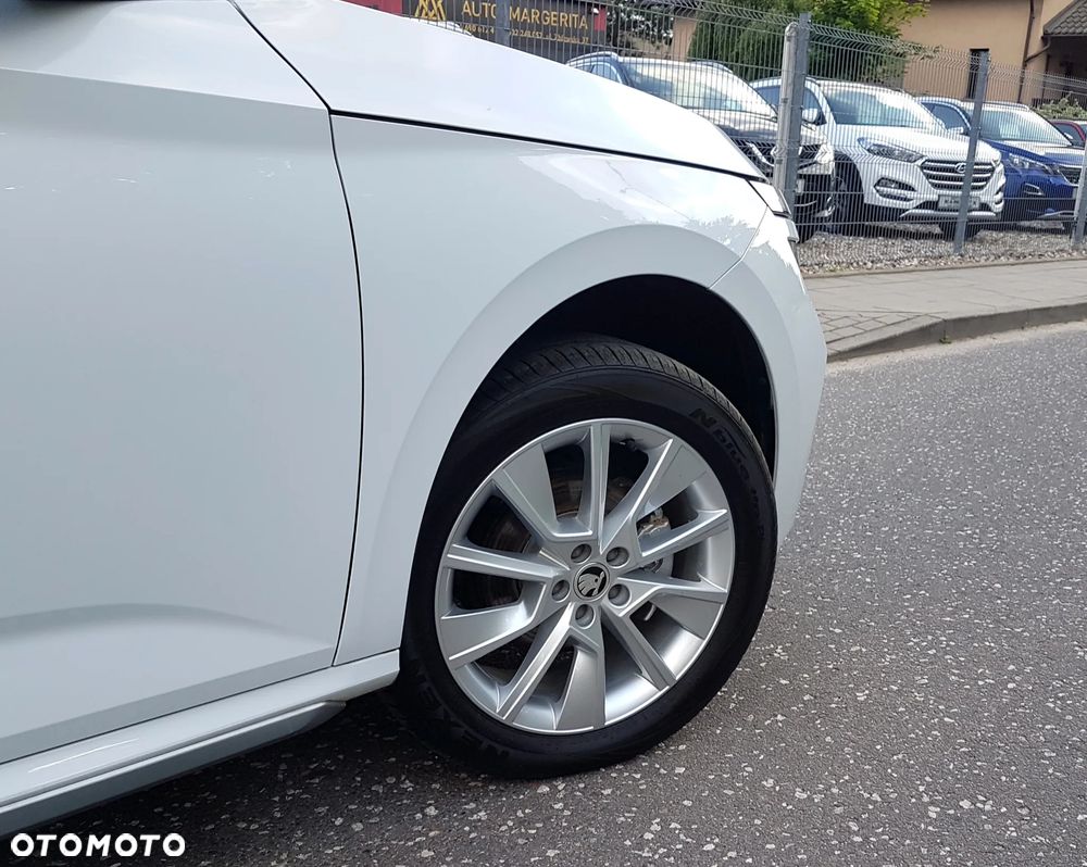 Skoda Kamiq 1.5 TSI DSG Style - 33
