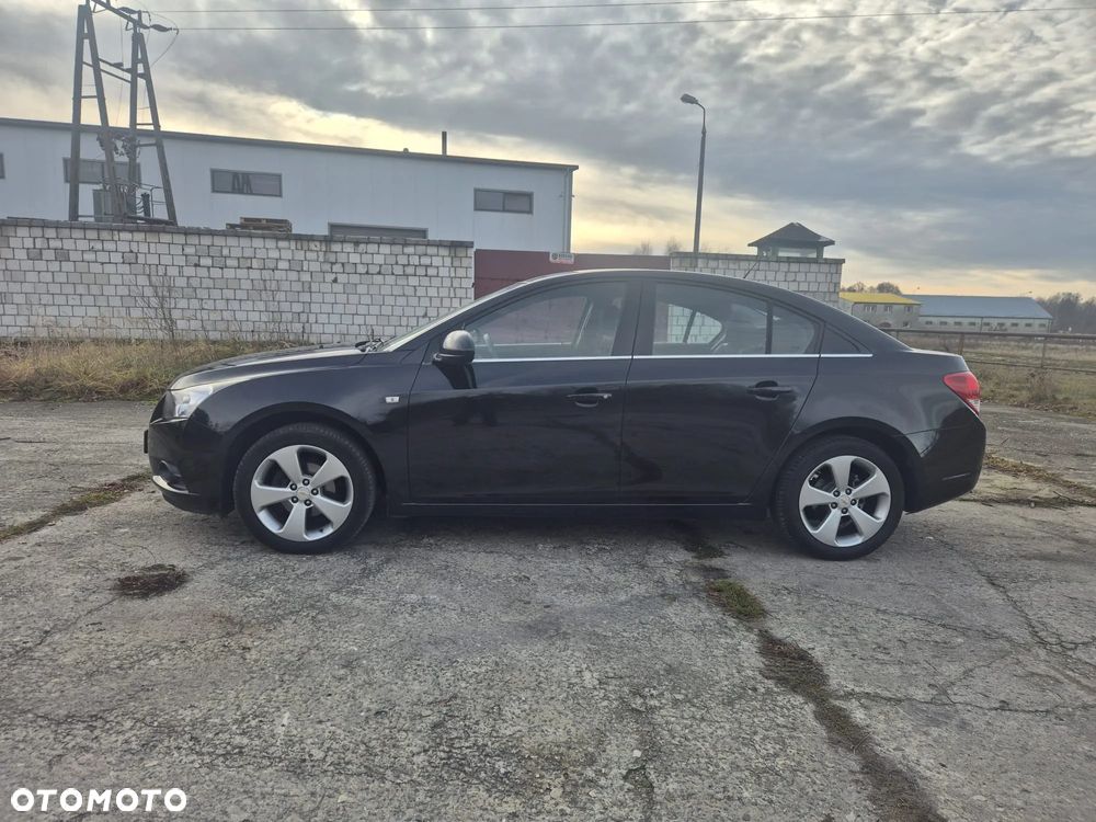Chevrolet Cruze 1.8 LTZ - 8